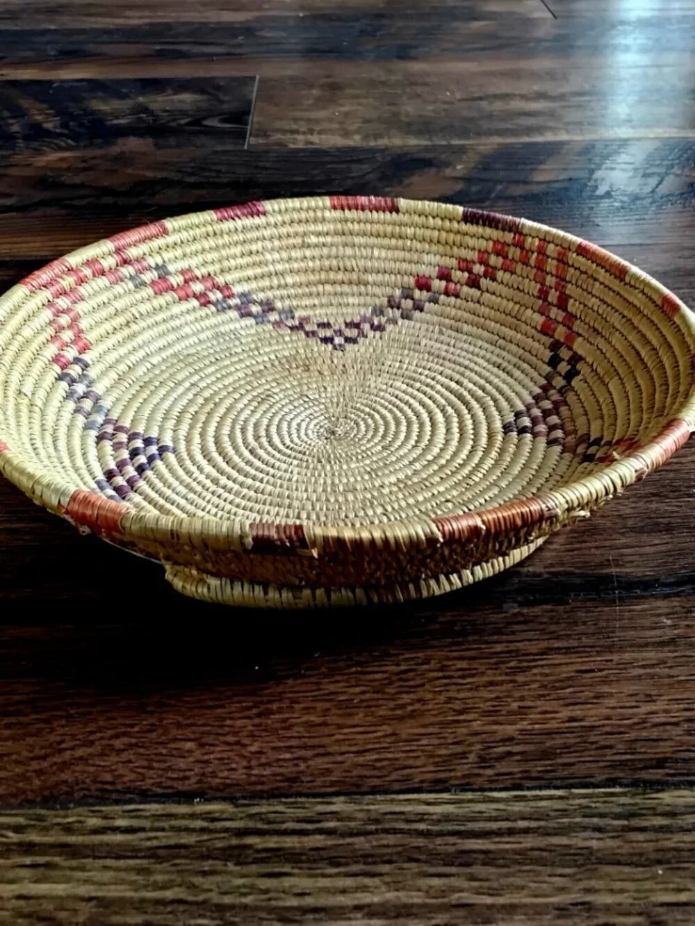 Native American Hand Woven Seagrass Basket Tray. 9